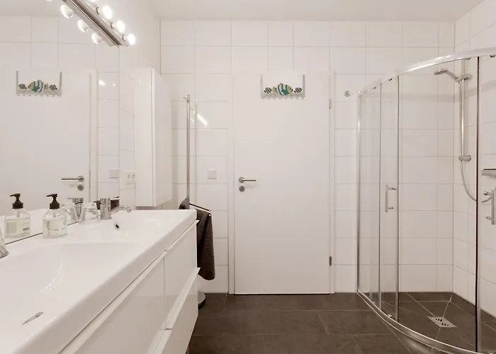 Fh Blaue Haus Am Peenestrom 度假居 *